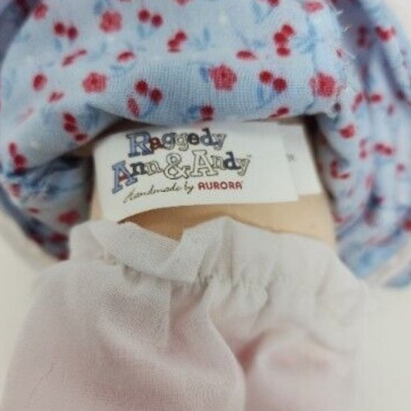 Raggedy‎ Ann Classic American Doll Hasbro Handmade By Aurora 13.5” Plush 2012 - Picture 3 of 9